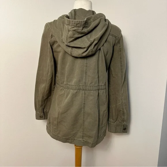 Medium BP Jacket - Picture 2 of 9